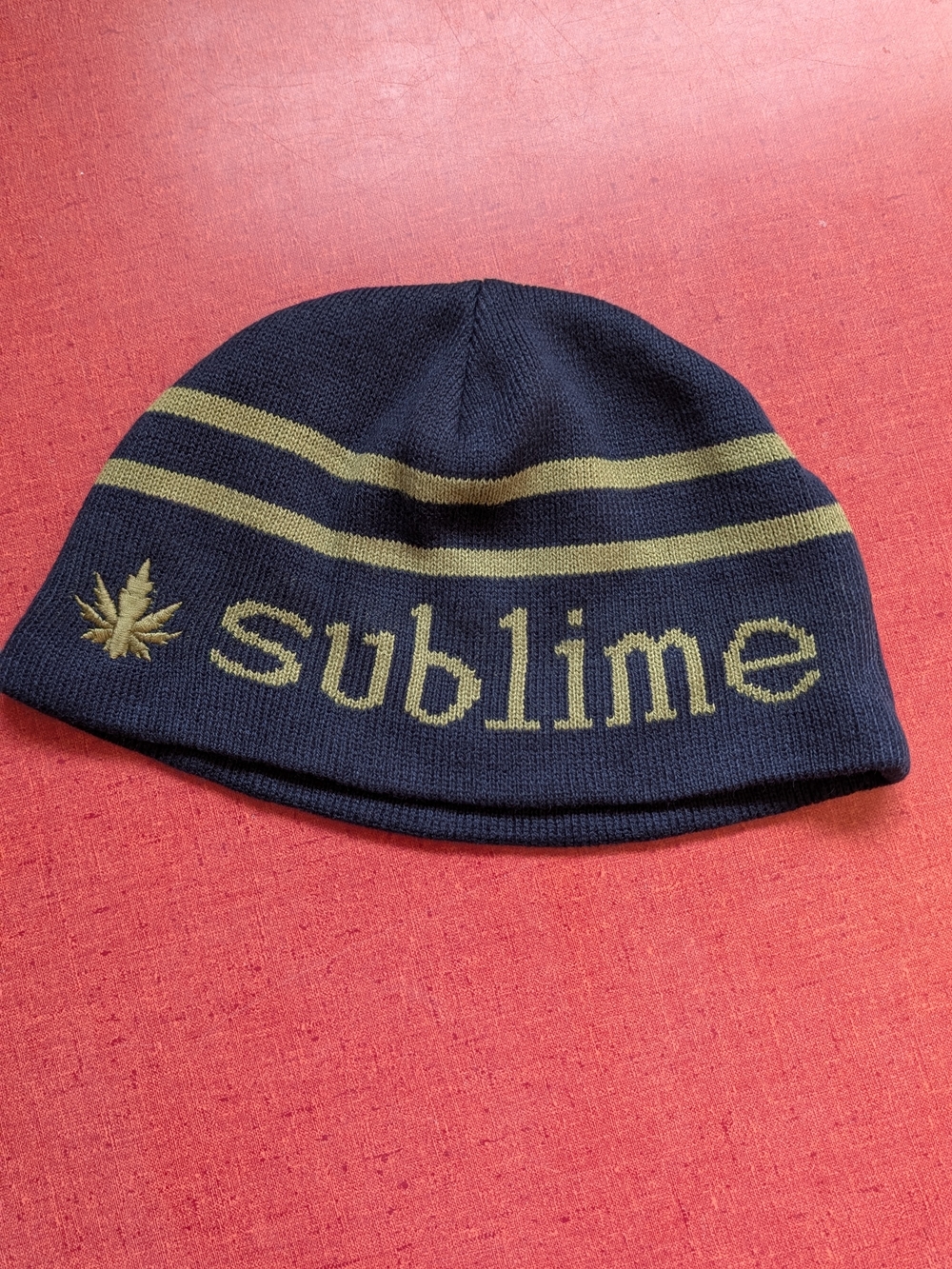 Sublime Knit Beanie Skull Cap Skater Vintage 90s Y2K Biodomes Weed Leaf